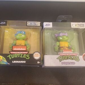Teenage Mutant Ninja Turles Metal Collectors Bundle Of 2 - Leonardo & Donatello
